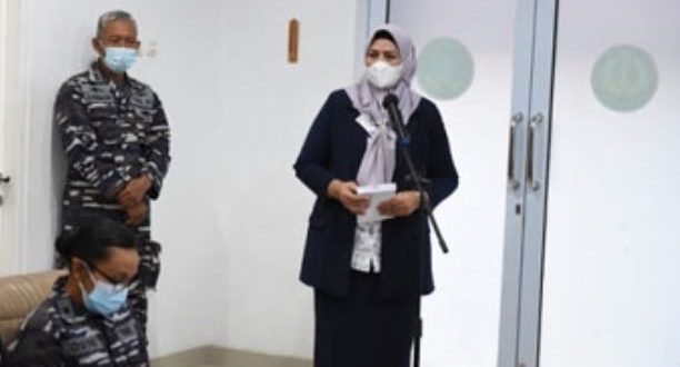 Ketua Yayasan Kanker Indonesia YKI Provinsi Kepri Hj. Dewi Kumalasari