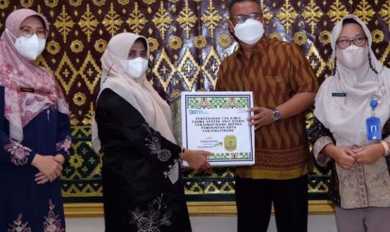 wako rahma terima batuan csr dari kimia farma